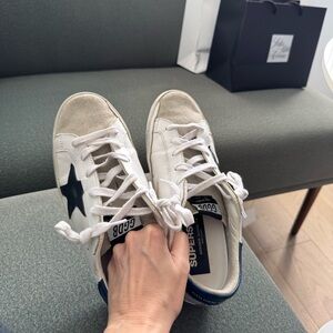 Golden Goose Superstars